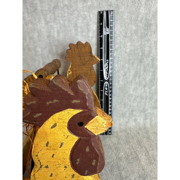 Vintage Wooden Rooster Basket Eggs Holder Rustic Handcrafted Decor Yellow Brown - Picture 4 of 12